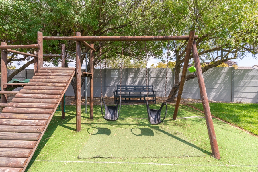 2 Bedroom Property for Sale in Thornton Western Cape